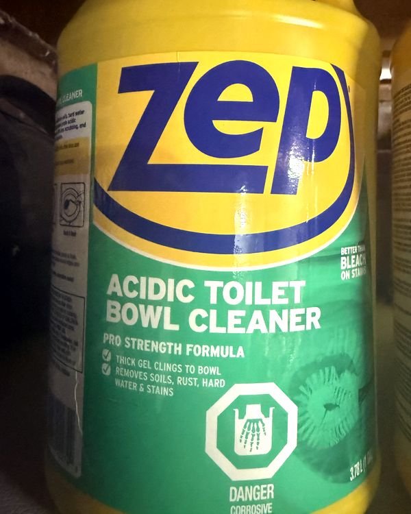 Zep Acidic Toilet Bowl Cleaner bottle